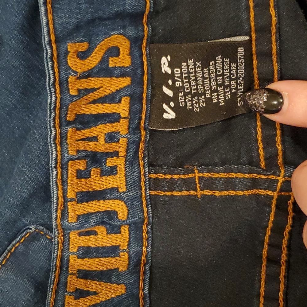 VIP Jeans - Picture 4 of 5